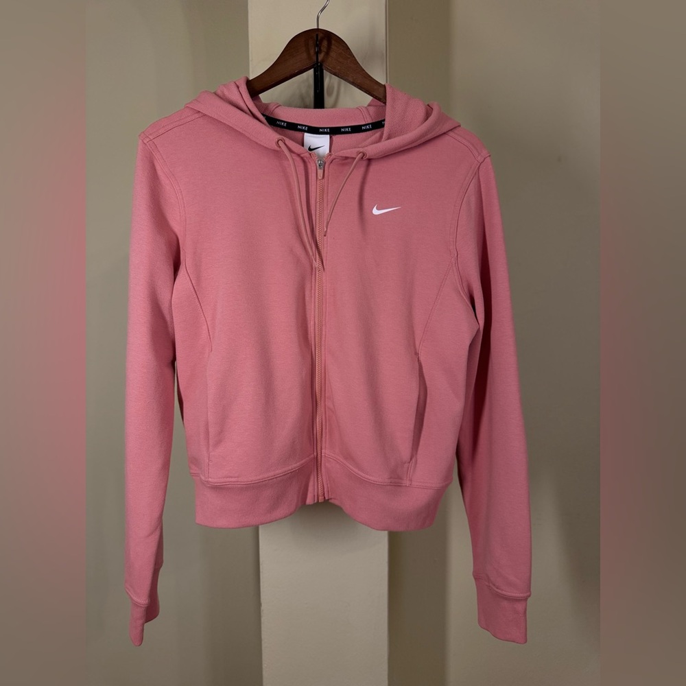 NWT Nike Dri-Fit One Women's Coral Pink Training Sweatshirt FB5198-618 - Picture 7 of 13
